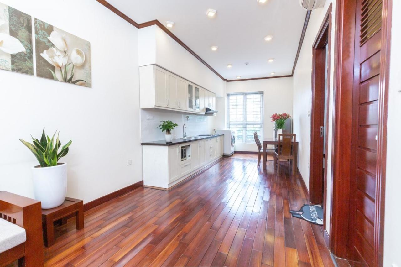 Nine Housing Truc Bach Aparthotel Hanoi Bagian luar foto